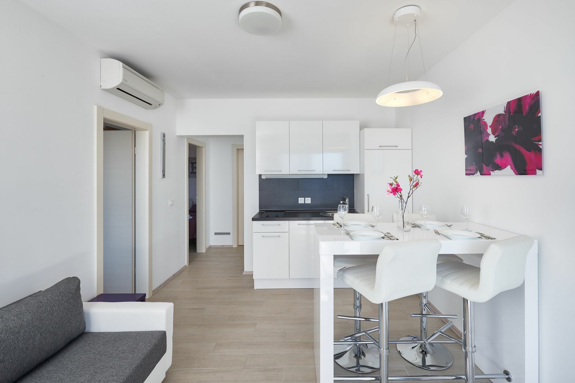 Villa Mila โตรกีร์ ภายนอก รูปภาพ