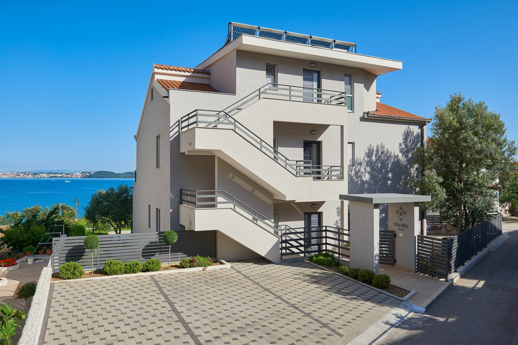 Villa Mila โตรกีร์ ภายนอก รูปภาพ